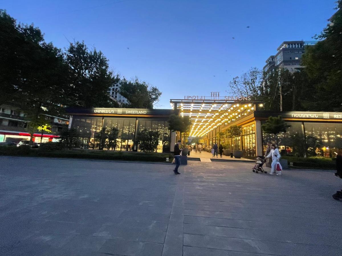 Panorama Apartments Erivan Exterior foto